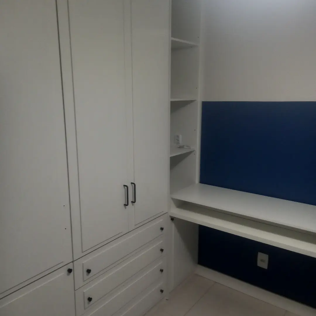 Cama de Casal com Gavetões